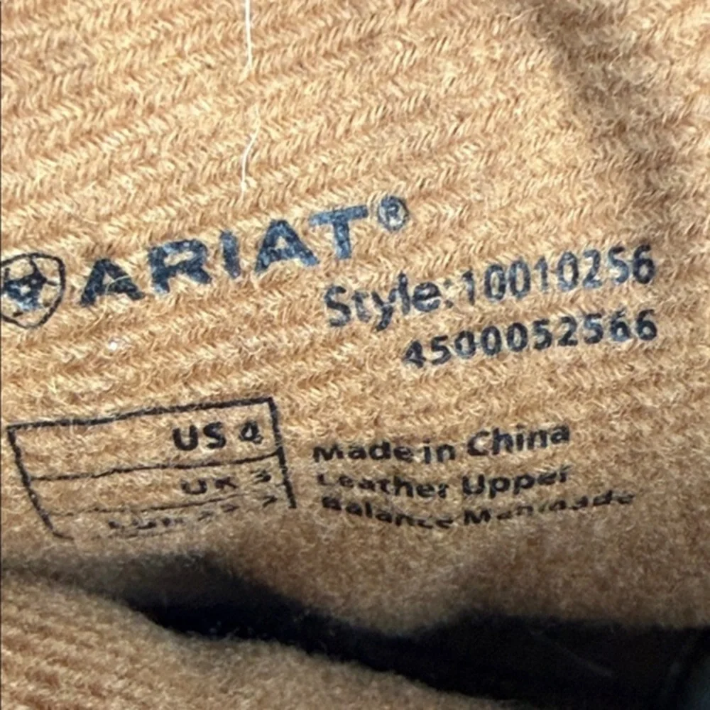 Ariat Snipped Toe Brown Western Cowboy Boots with Embroidery Size 4‎